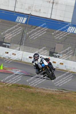 media/Nov-26-2022-Fastrack Riders (Sat) [[b001e85eef]]/Level 1/Session 3 Outside Turn 9/